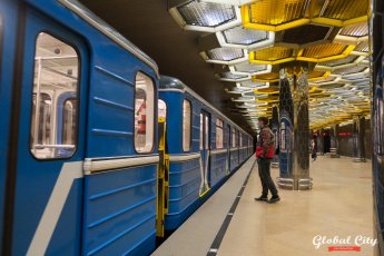 ​Литературный поезд начал курсировать в екатеринбургском метро