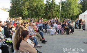 На фестиваль «Красная строка» приедет писательница Катя Качур
