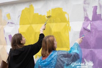 Пульс города на стене: в Екатеринбурге стартовал 17‑й сезон «Стенограффии»