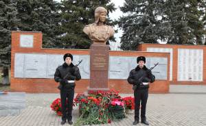 В Екатеринбурге увековечат память летчика-героя