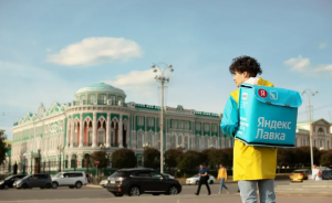 «Вместо похода в магазин»: в Екатеринбурге запустили «Яндекс. Лавку»