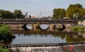 Реконструкцию Каменного моста в Екатеринбурге отменили из-за археологических находок