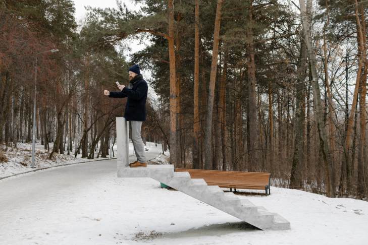 Поэты Екатеринбурга открыли в Парке Маяковского знаковый арт-объект