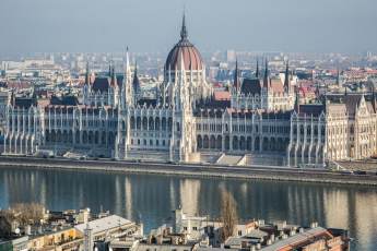 Россияне массово скупают туры в Венгрию на весенние праздники