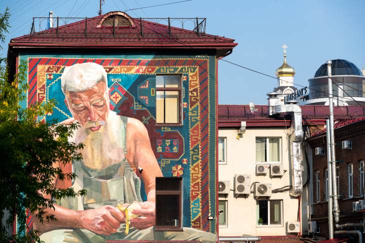 В центре Екатеринбурга появился арт-объект от сербского художника