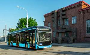 Мэр Екатеринбурга предложил горожанам выбрать цвет новых троллейбусов