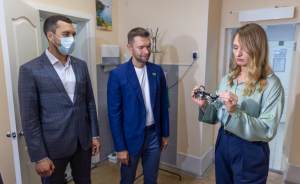 Медфракция Екатеринбурга обеспечила поликлинику оборудованием для диспансеризации