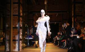 Выставка зарубежных и уральских дизайнеров откроется на Неделе моды в Екатеринбурге