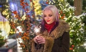В Екатеринбург завезли новогодние украшения почти на миллион долларов