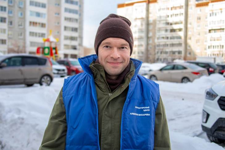 Волонтеры Алексея Вихарева спасают Екатеринбург от последствий снегопада