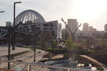 Уральские художники нарисуют в центре города 300-метровое граффити
