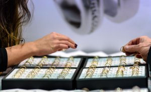 ​В Екатеринбурге пройдет выставка-форум ювелирного искусства
