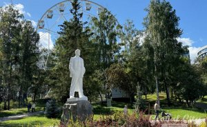 ​Парк Маяковского стал площадкой для съемок фильма