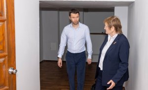 Депутаты помогли обустроить укрытие для жителей многоквартирного дома на Эльмаше